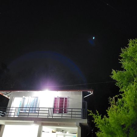 Jp Homestay Somwarpet Coorg Hangal Exterior photo